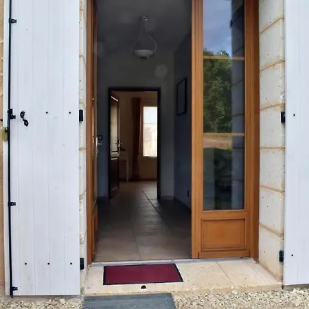 Prázdninový dům Swimmingpool- Ruhig Auf Dem Land Fuer Zwei By Interhome *